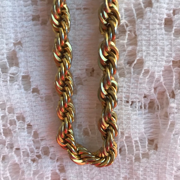 Necklace - Picture 2 of 3